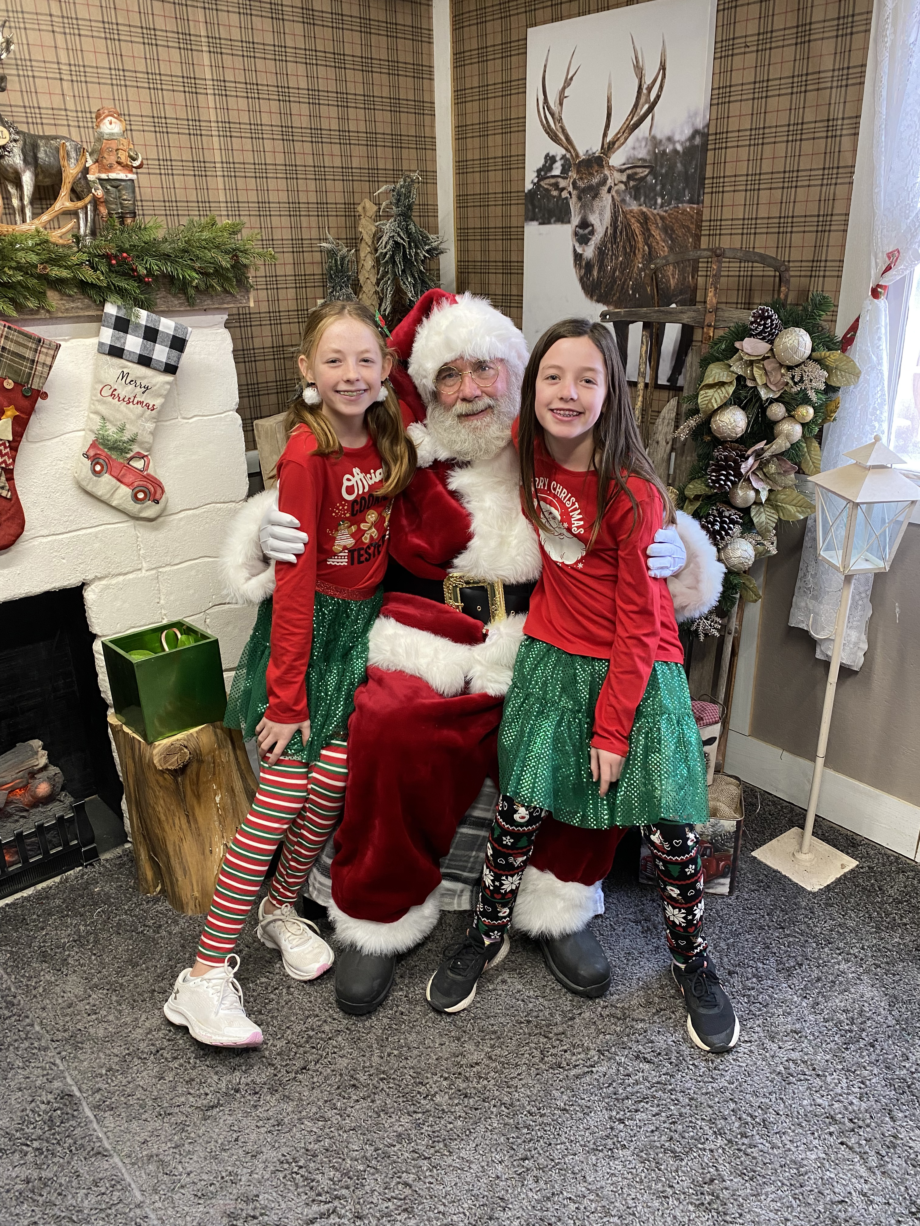 Girls with Santa at Newleaf