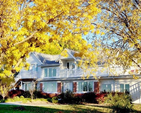 Burchell B&B with Fall Trees