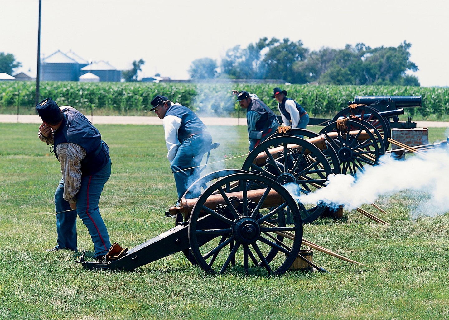 fort kearny state historical park, cannons