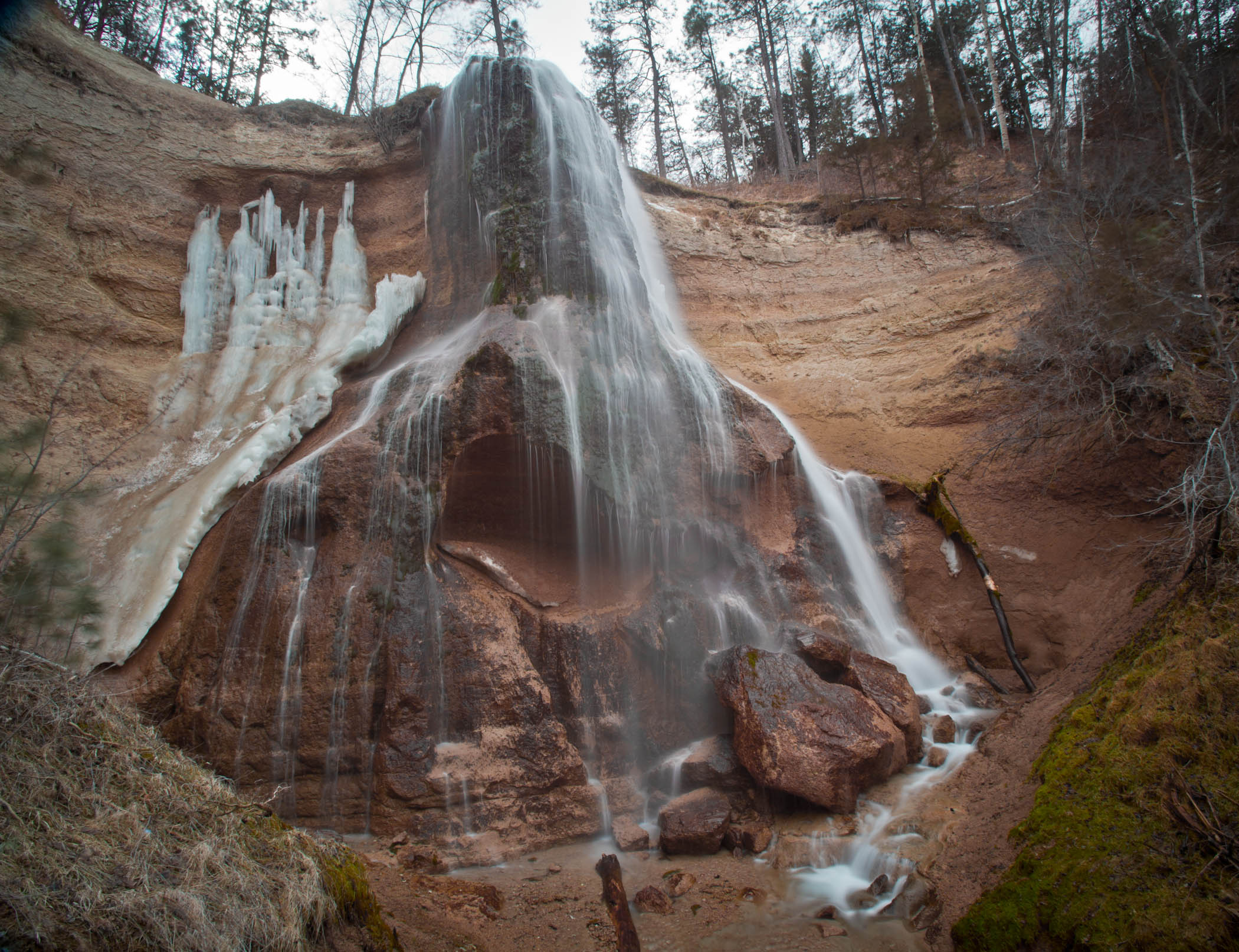 Smith Falls in winter