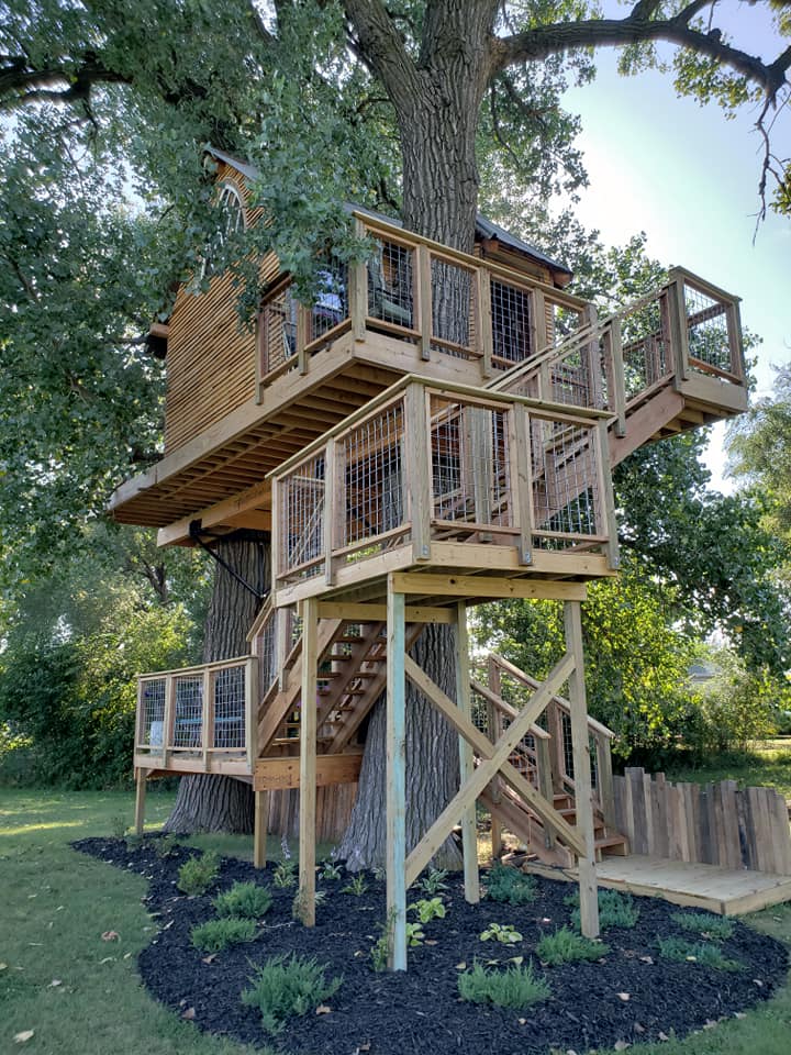 Treehouse Inn