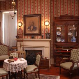 The view of a historical living room inside of the Nelson House.