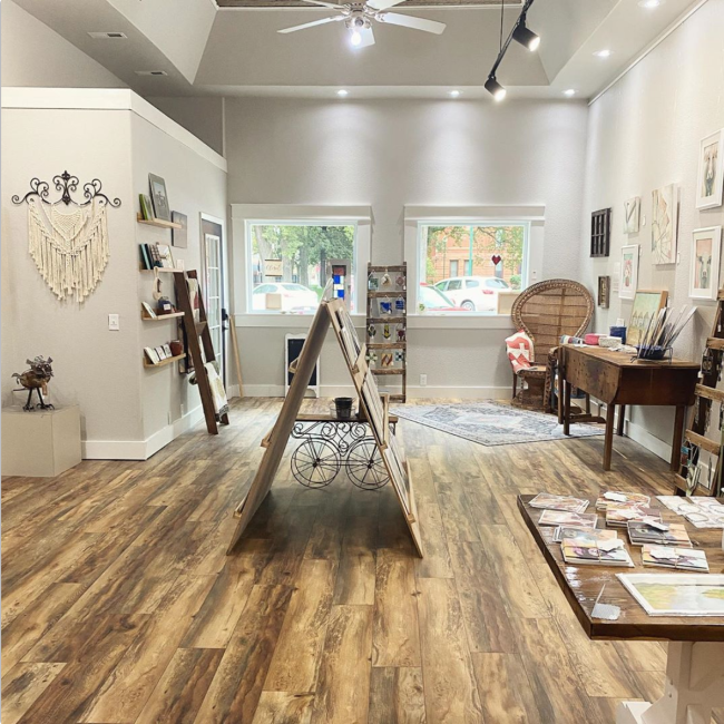 Cottonwood Gallery & Arts